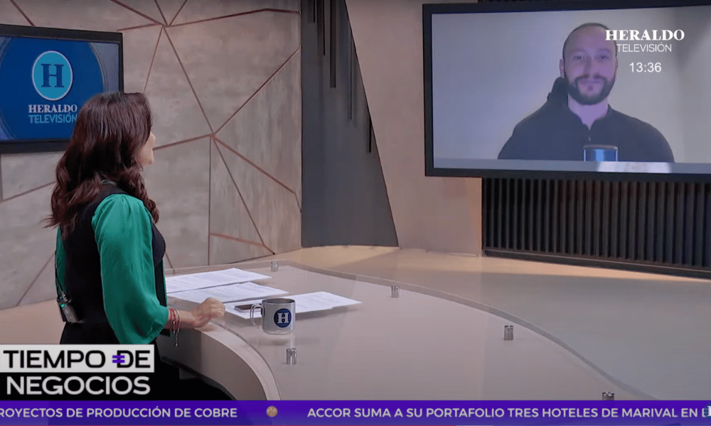 Juan Jose Dominguez Ochoa es entrevistado por Sofia Garcia en Tiempo de Negocios Heraldo Television