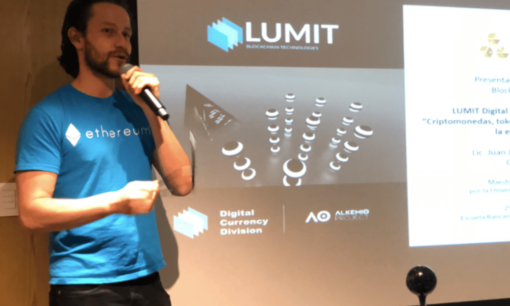 Juan Jose Dominguez Ochoa hablando de Criptomonedas y Tokens en Blockchain por LUMIT